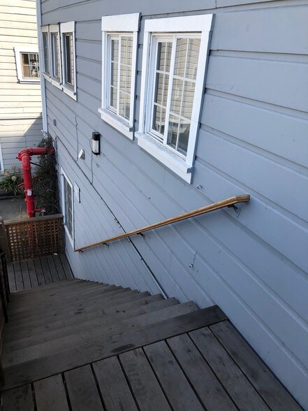 More Photos Of 1332 4th St, Berkeley Loft Creative Space For Lease