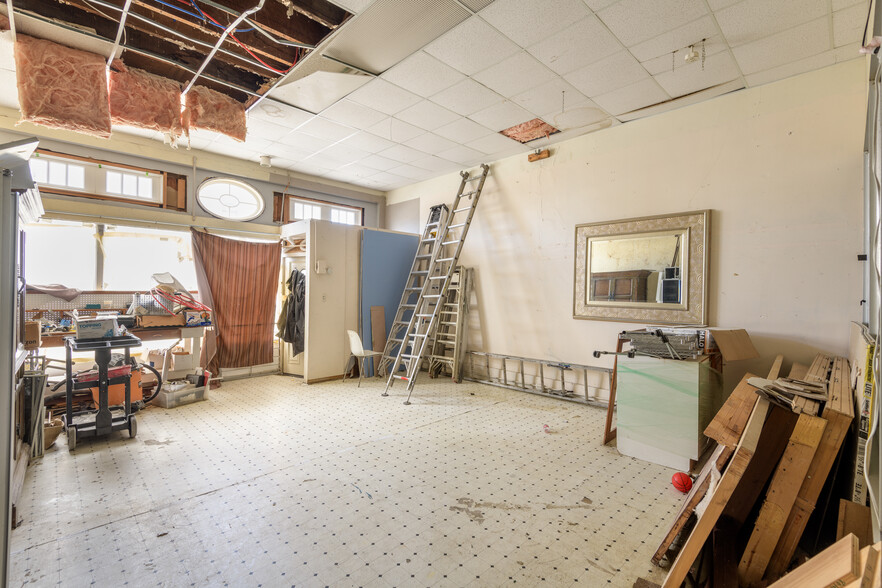 More Photos Of 906 Marin St, Vallejo Storefront Retail Residential For Sale