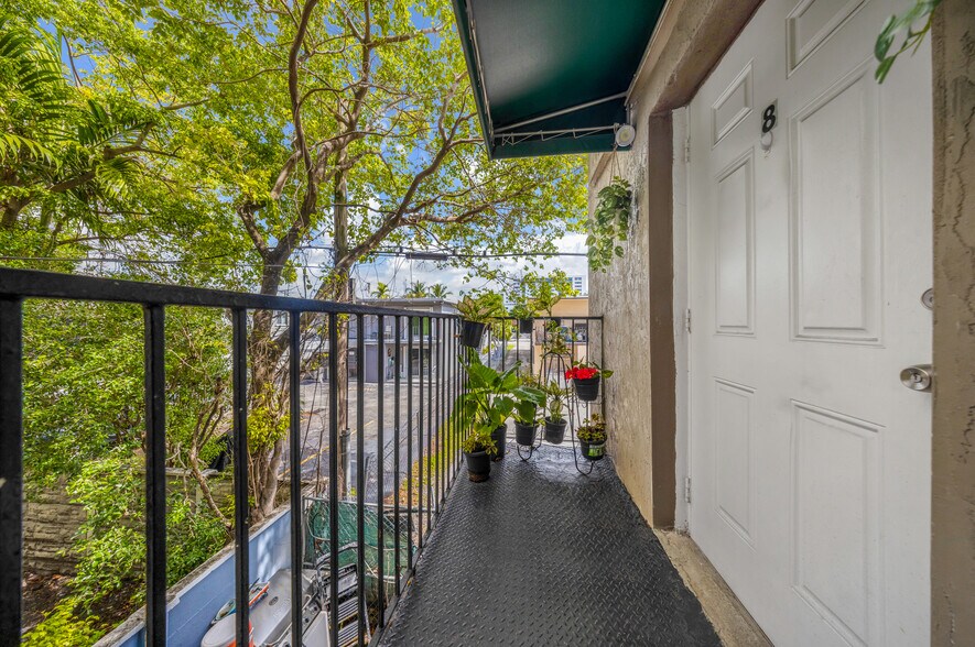 More Photos Of 1035 NW 4th St, Miami Apartments For Sale