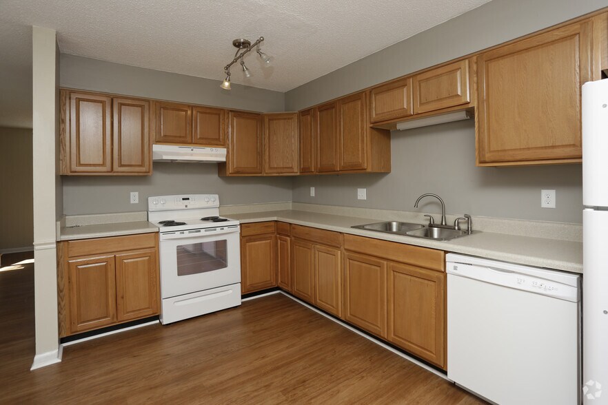 More Photos Of 30 Allen Ave, Asheville Apartments For Sale
