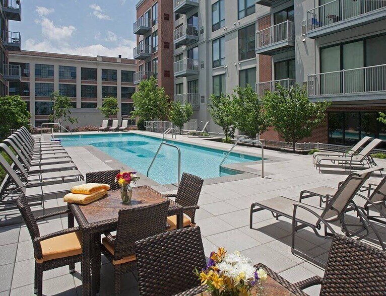 More Photos Of 121 Towne St, Stamford Apartments For Lease