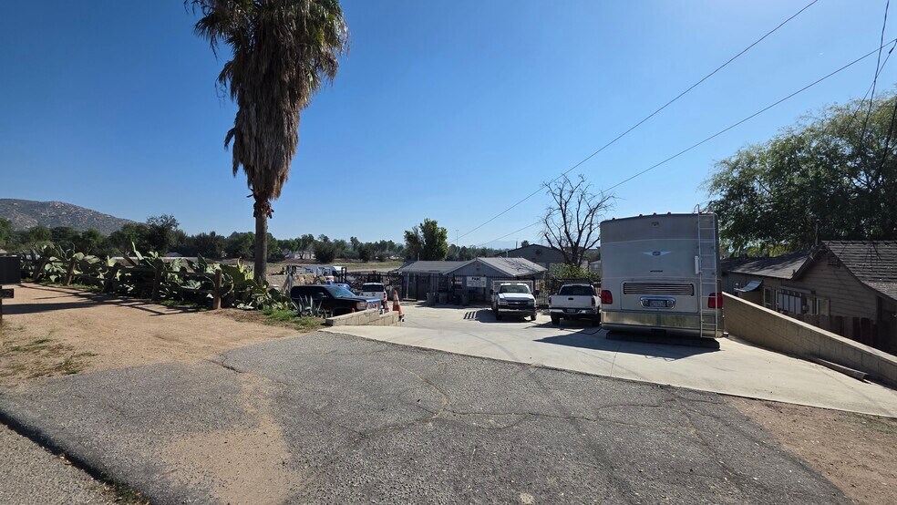More Photos Of 1642 4th St, Norco Land For Sale