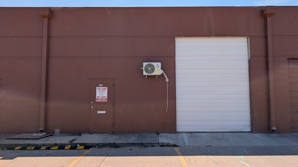 More Photos Of 5233 IH 37, Corpus Christi Unknown For Lease