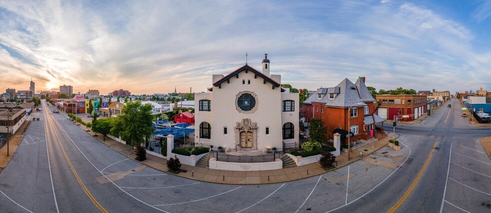 Primary Photo Of 3207 Washington Ave, Saint Louis Office For Sale