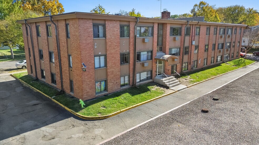 More Photos Of 729 Oakdale Ave, Saint Paul Apartments For Sale