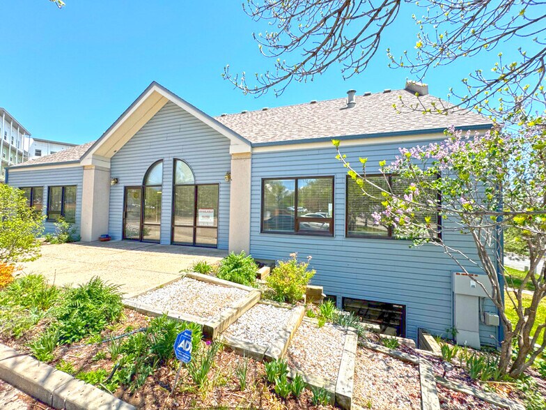 Primary Photo Of 108 Coronado Ct, Fort Collins Office For Sale