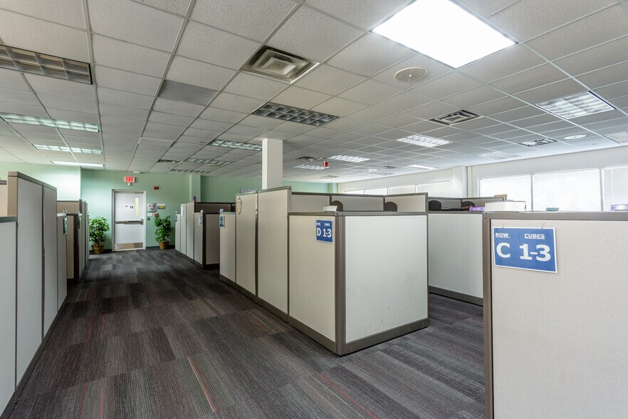 More Photos Of 1450 Technology Dr, Harrisonburg Office For Sale