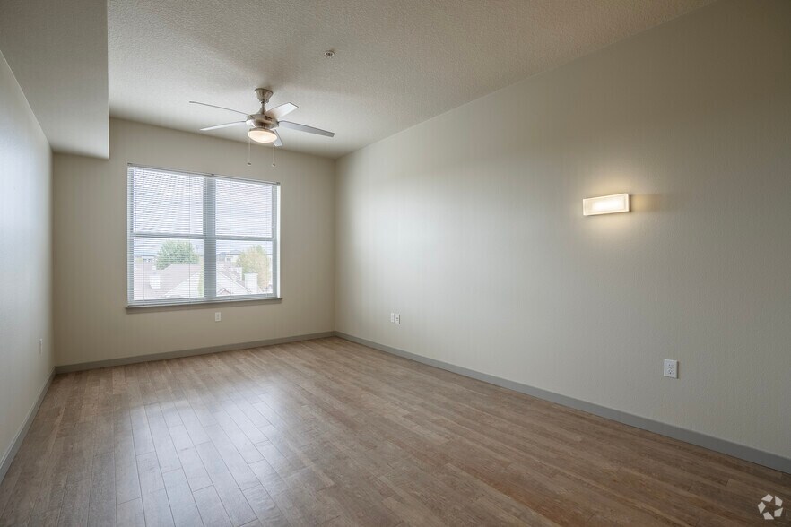 More Photos Of 1030 NE Orenco Station Pky, Hillsboro Apartments For Lease