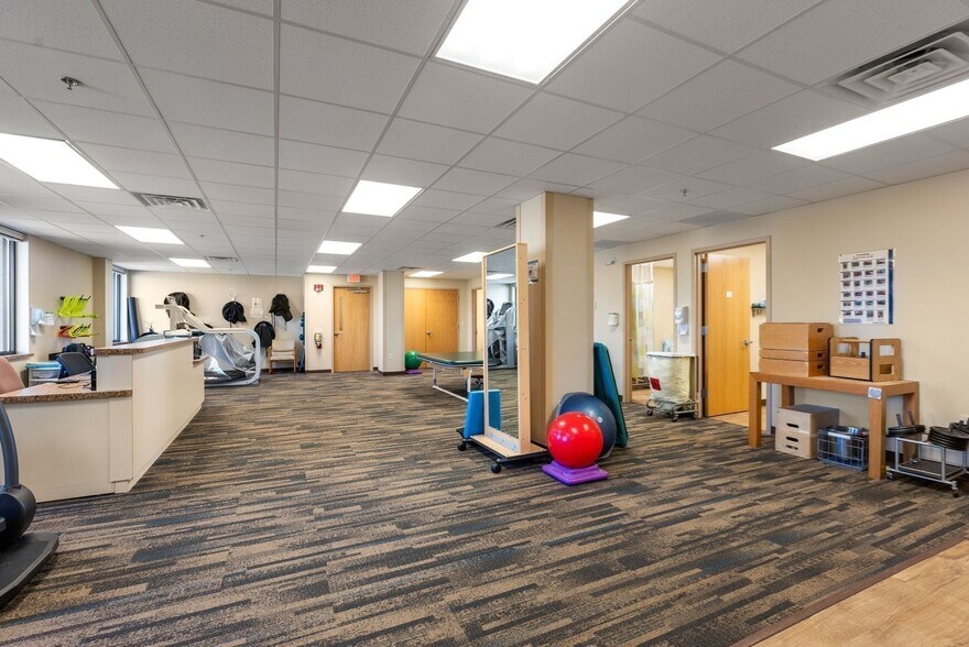 More Photos Of 4-6 West St, West Hatfield Medical For Sale