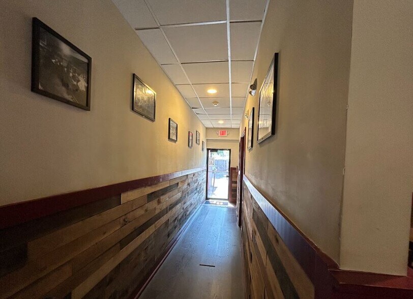 More Photos Of 742-746 Middle Country Rd, Selden Freestanding For Sale