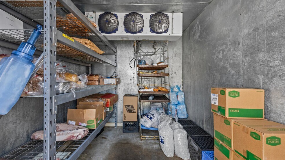 More Photos Of 2178 Railroad Ave, Rifle Restaurant For Sale