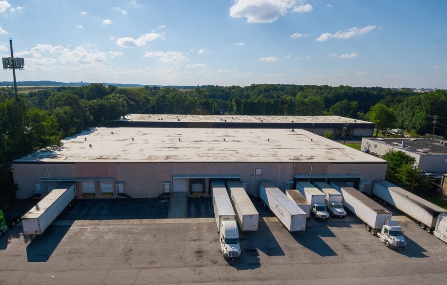 More Photos Of 642 Cordell Dr, College Park Unknown For Lease