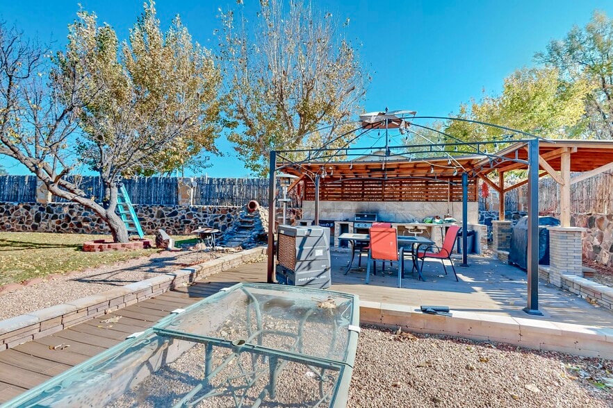 More Photos Of 2116 N Riverside Dr, Espanola Manufactured Housing Mobile Home Park For Sale