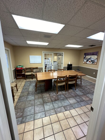 Primary Photo Of 221 E Main St, Apopka Office For Sale