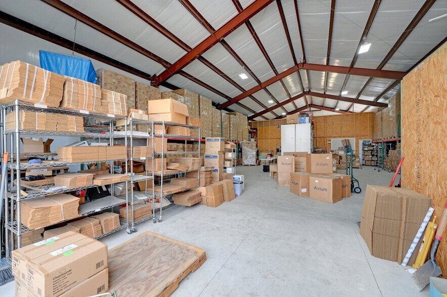 More Photos Of 4909 Bell Springs Rd, Dripping Springs Light Manufacturing For Sale