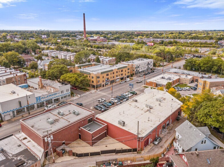 More Photos Of 4650-52 Lawrence, Chicago Office For Sale