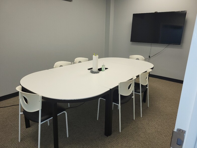 More Photos Of 11607 Nokesville Rd, Bristow Self Storage For Lease