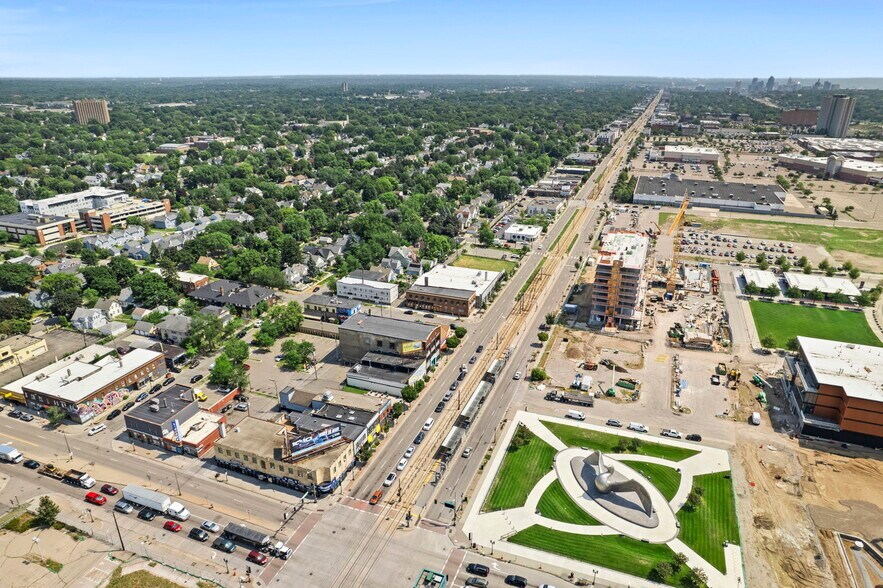 More Photos Of 1533 University Ave W, Saint Paul General Retail For Sale