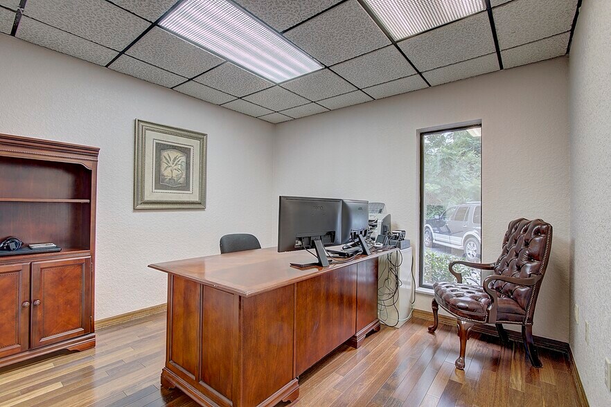 More Photos Of 777 E Altamonte Dr, Altamonte Springs Office For Sale