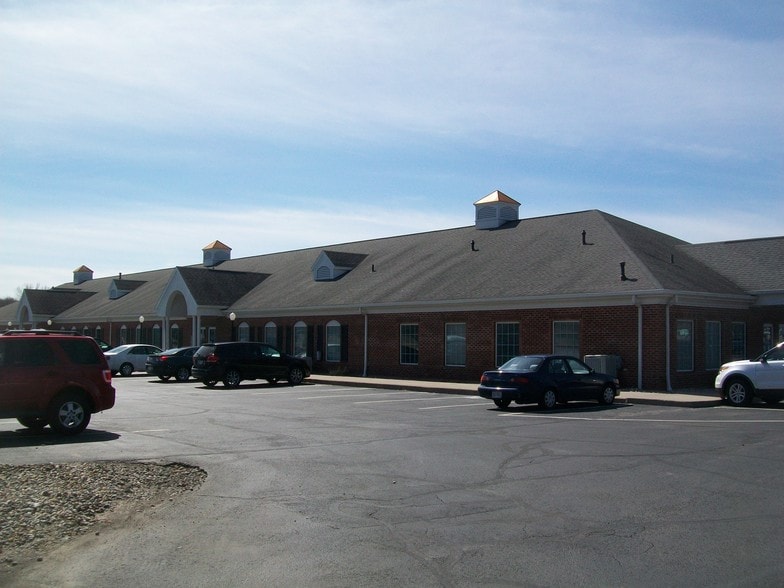 More Photos Of 1 Turtle Creek Cir, Swanton Office For Lease