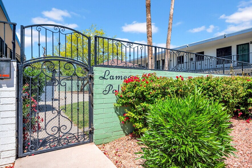 More Photos Of 1942 W Berridge Ln, Phoenix Apartments For Sale