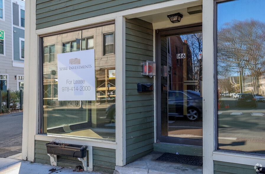 More Photos Of 146 Cabot St, Beverly Apartments For Lease