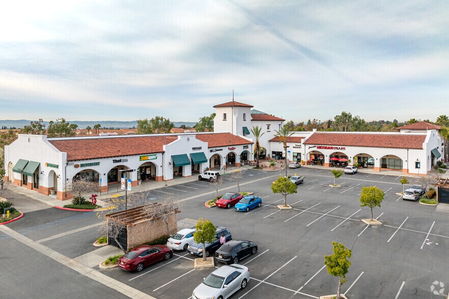 Primary Photo Of 2440 W Arrow Rt, Upland Restaurant For Lease