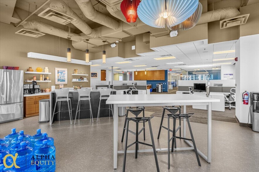 More Photos Of 189 S Orange Ave, Orlando Office Residential For Sale