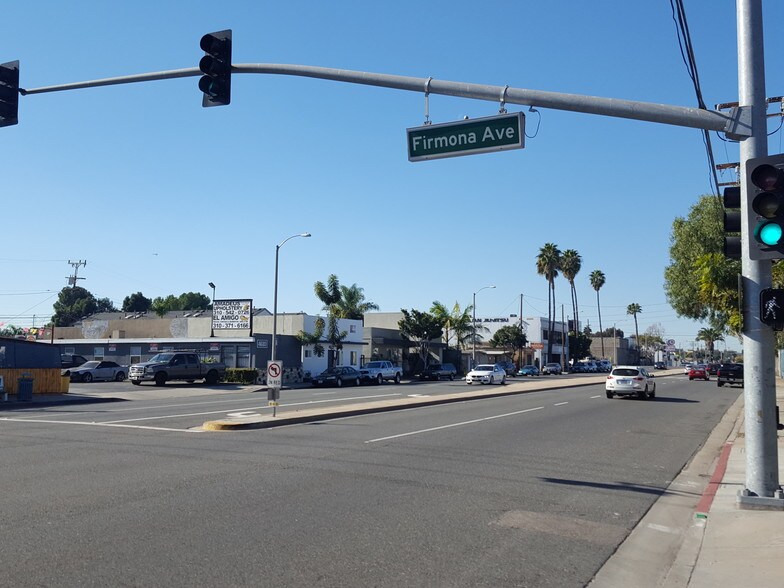 More Photos Of 4612 Manhattan Beach Blvd, Lawndale Warehouse For Lease