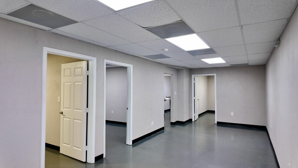 More Photos Of 440 Plumosa Ave, Casselberry Warehouse For Lease