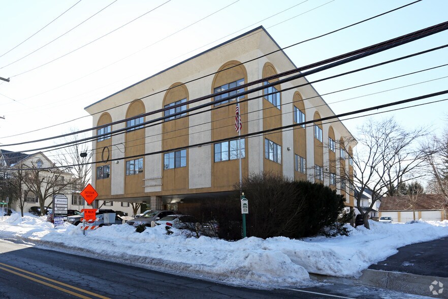 More Photos Of 212 N Main St, North Wales Medical For Lease