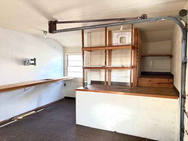 More Photos Of 143 Stony Battery Rd, Landisville Unknown For Lease