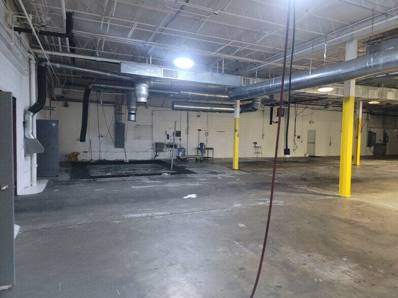 More Photos Of 600 Haines Ave, Waycross Manufacturing For Lease