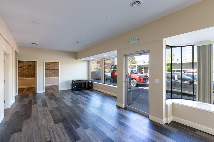 More Photos Of 412 Washington St, The Dalles Freestanding For Sale