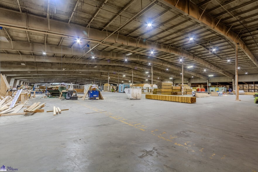 More Photos Of 7845 Carneal Rd, West Paducah Warehouse For Sale