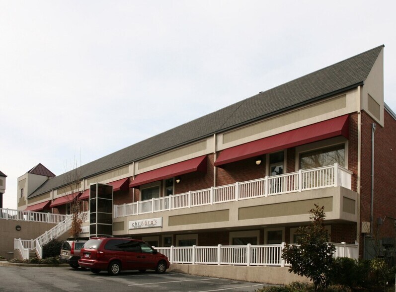 More Photos Of 2616 Lawndale Dr, Greensboro Freestanding For Sale