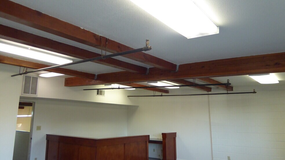 More Photos Of 34 Union Way, Vacaville Flex For Lease