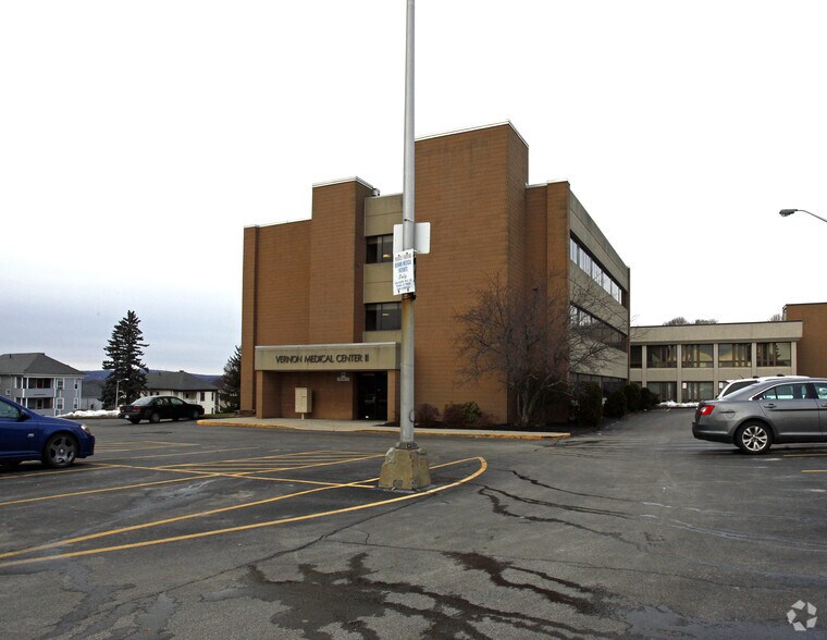 More Photos Of 95 Vernon St, Worcester Medical For Lease