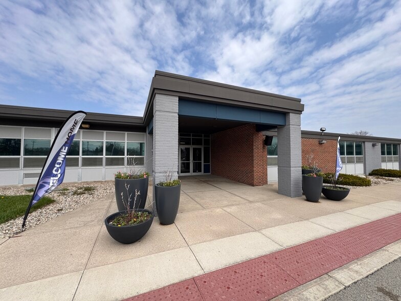 More Photos Of 759 S Lenfesty Ave, Marion Religious Facility For Sale