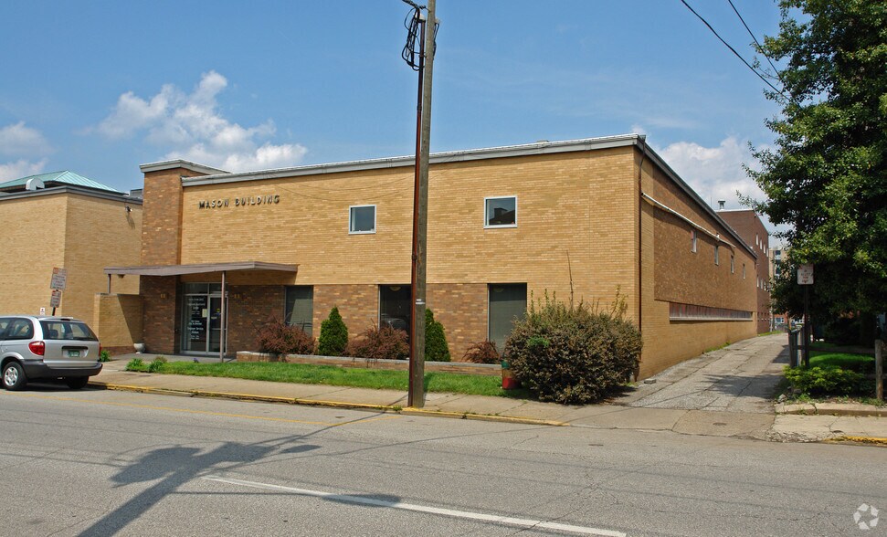 More Photos Of 1206 Quarrier St, Charleston Office For Lease