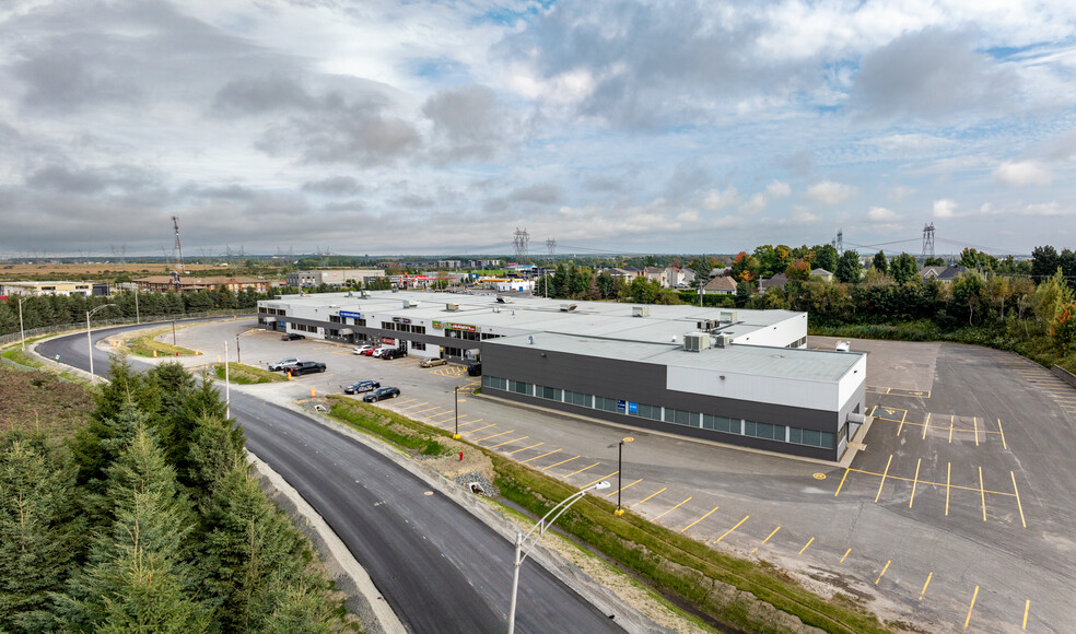 Primary Photo Of 30-56 Rue Jacques-Nau, Lévis Industrial For Lease