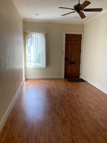 More Photos Of 12824 Willow Centre Dr, Houston Medical For Sale