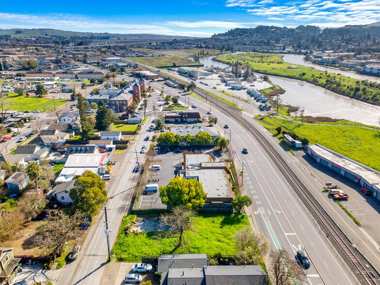 More Photos Of 315 Lakeville St, Petaluma Land For Sale