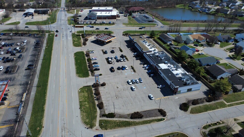 More Photos Of 1345 West Southport Rd, Indianapolis Storefront For Lease