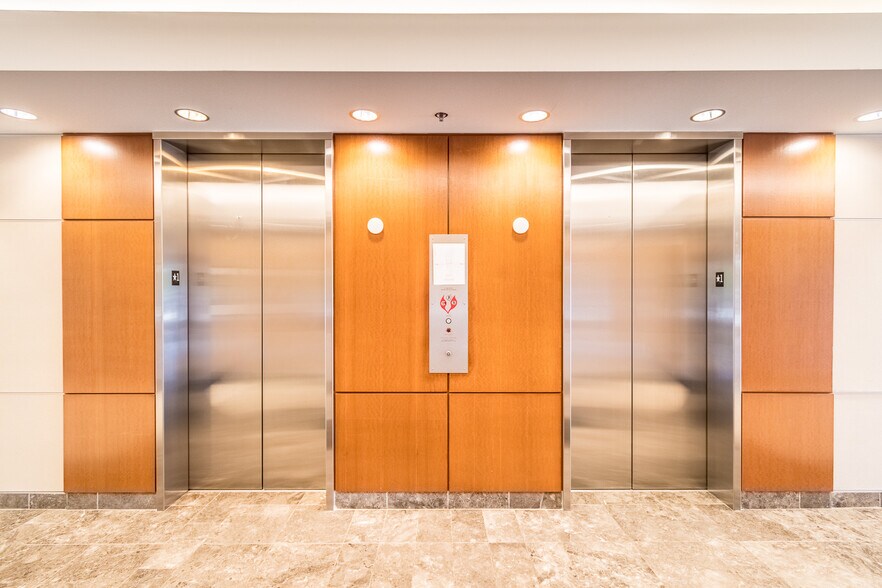 More Photos Of 4000 Faber Place Dr, North Charleston Office For Lease