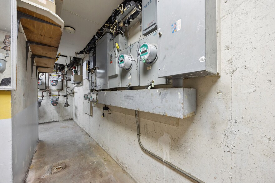 More Photos Of 4221 Francis Lewis Blvd, Bayside Medical For Sale