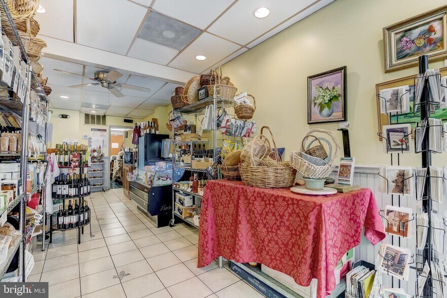 More Photos Of 1125 S Charles St, Baltimore Storefront Retail Residential For Sale