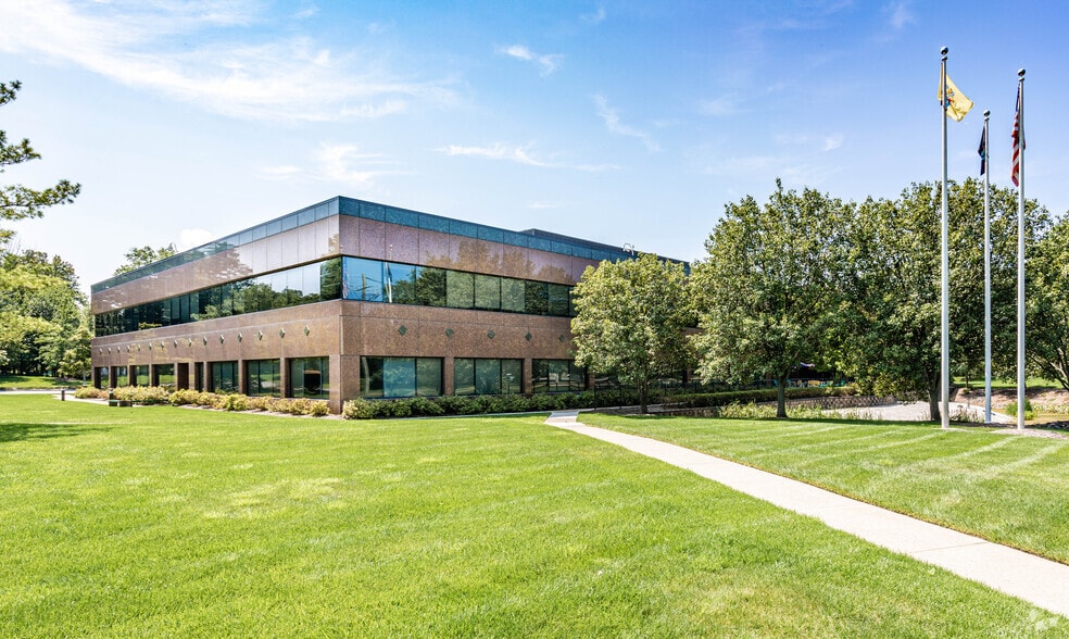 More Photos Of 11 Philips Pky, Montvale Office For Sale