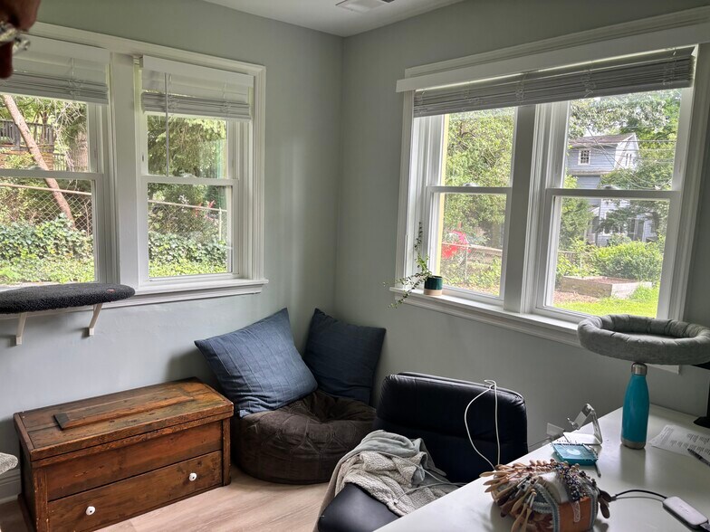 More Photos Of 711 Gladstone Ave, Baltimore Apartments For Sale