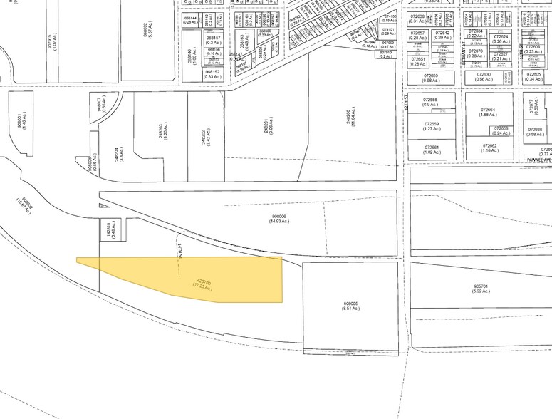 More Photos Of 1134 S 12th St, Kansas City Truck Terminal For Lease